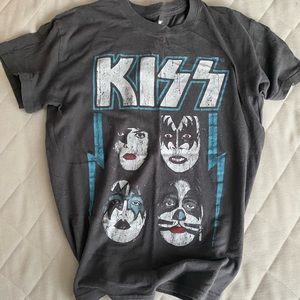 Women’s KISS Band Short Sleeve Gray Concert Tee T-shirt Size M